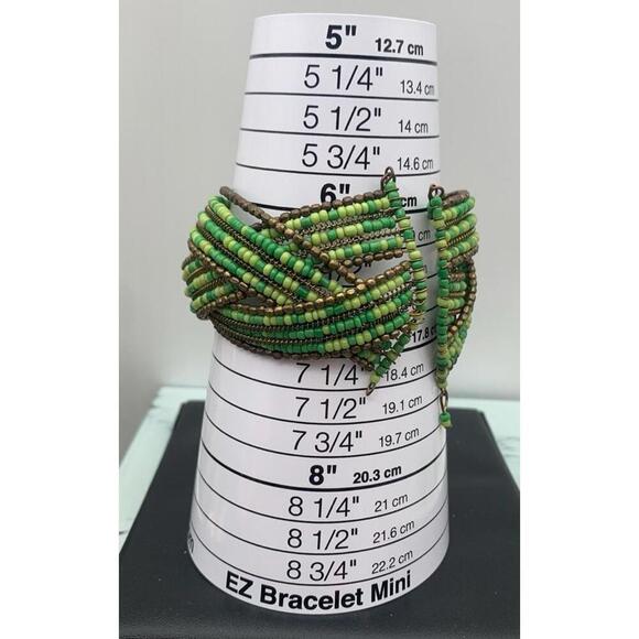Handmade Braided Seed Bead Greens & Gold Cuff Memory Wire Cuff Bracelet Boho - Picture 3 of 3